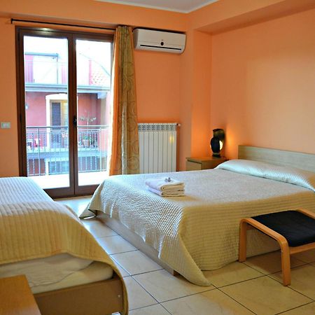 Hotel Acquaplanet Патерно Номер фото