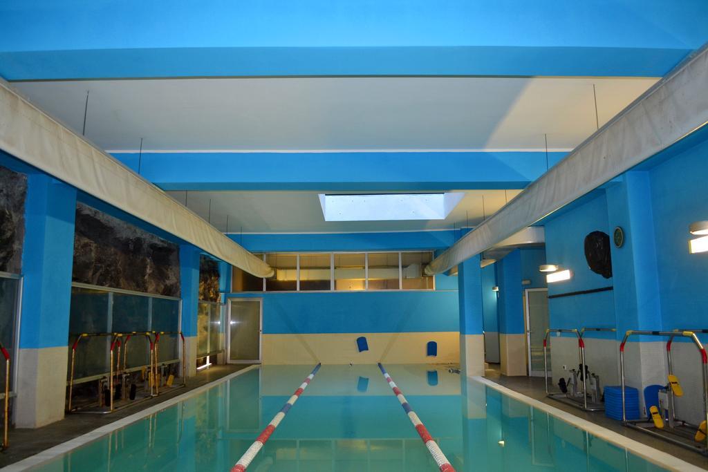 Hotel Acquaplanet Патерно Экстерьер фото