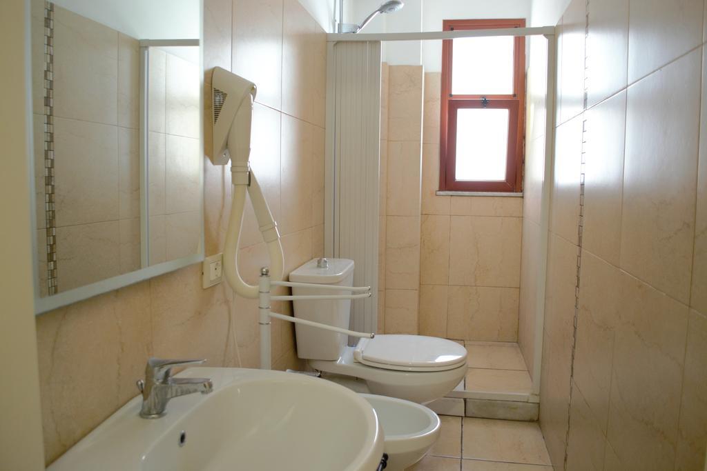 Hotel Acquaplanet Патерно Экстерьер фото