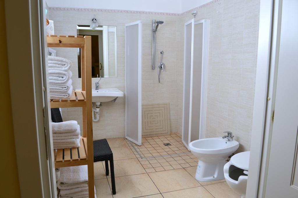 Hotel Acquaplanet Патерно Экстерьер фото
