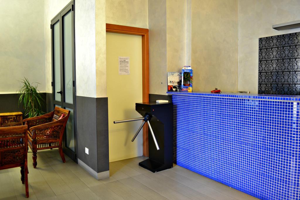 Hotel Acquaplanet Патерно Экстерьер фото